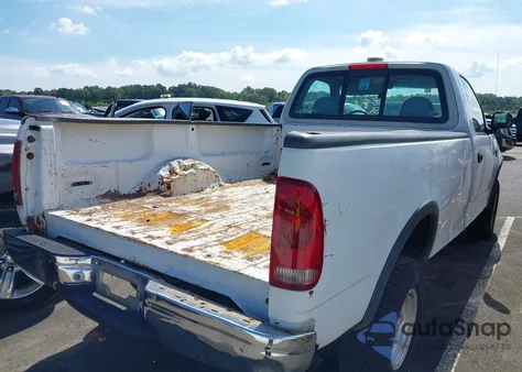 1998 Ford F-250 Lariat/Standard/Xl/Xlt from USA, damaged, VIN 1FTPF28W3WNA47665